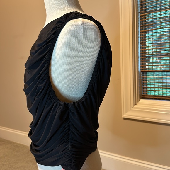 NWT Express Top! Size XL - Picture 4 of 5